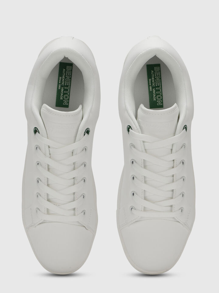 CORE CLASSIC SNEAKER image number 4